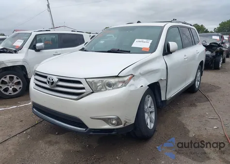 2012 Toyota Highlander Base V6 z USA, uszkodzony, nr VIN 5TDZK3EH3CS086620